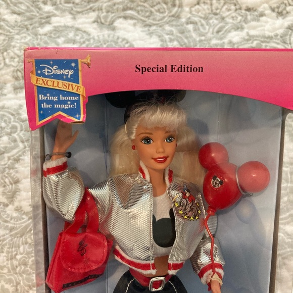 NIB - Barbie: Disney’s 25th Anniversary Special Edition - Picture 5 of 6